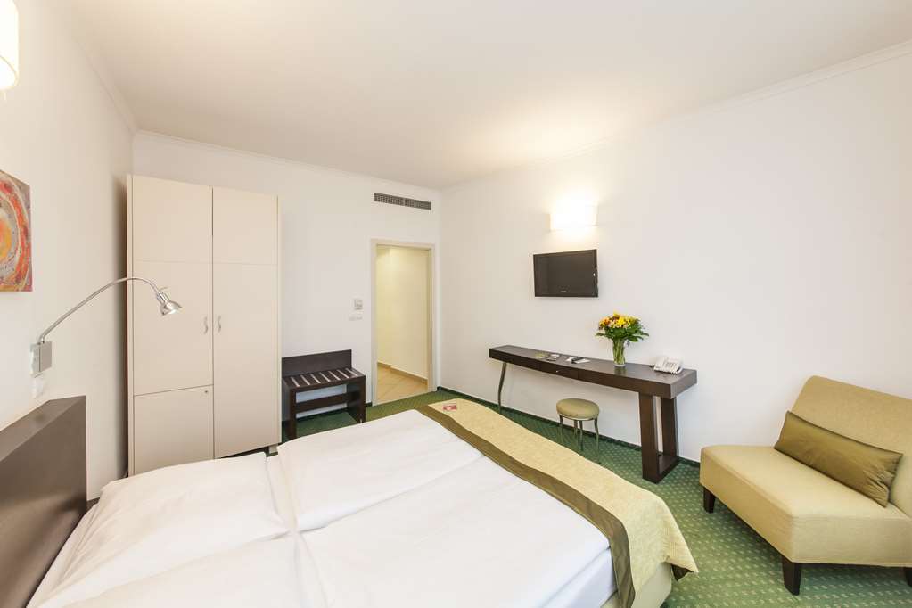 Hotel Vitkov Prague Exterior photo